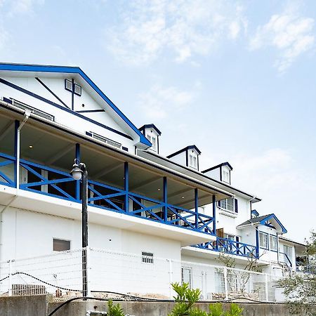 Petit Hotel Southern Most Shozu Екстериор снимка